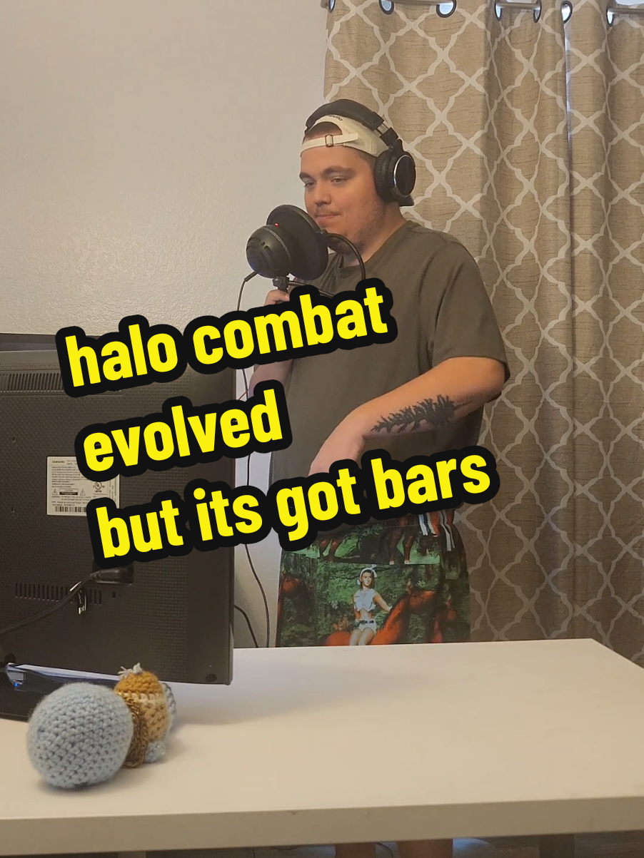 passing out the halos I tell Cortana get it done cause I say so we gone cause a flood  #halocombatevolved #halo1 #halomemes #funnysound  #funnysong 