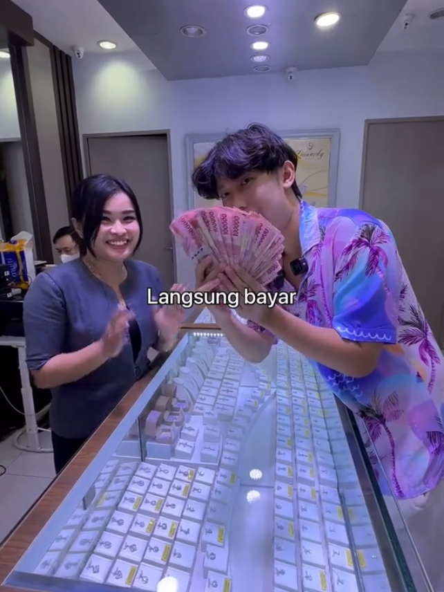 siapa yang mau uang nya🥰 #williesalim #williesalimasli #williesalimreal #berbagi #bagibagiuang 