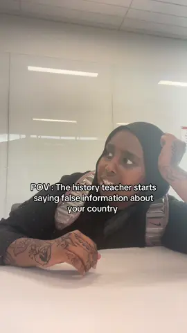 Let me teach cadaan #fyp #ahlamatf #relatable #somalitiktok #comedy 