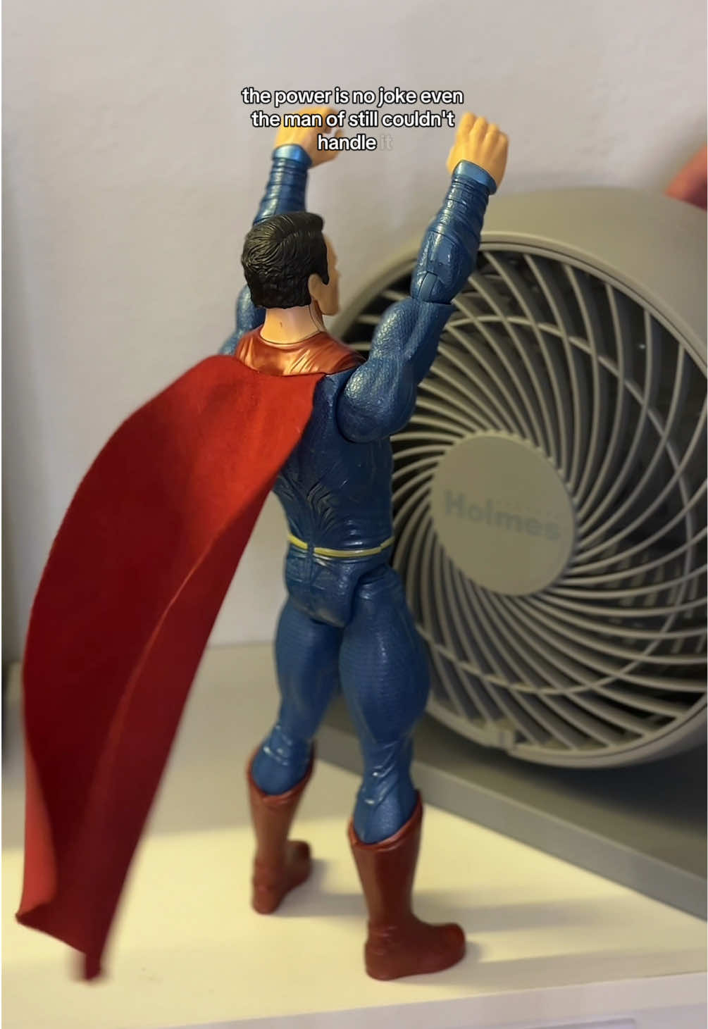When your fan has more power than Superman’s cape 💪🦸‍♂️💨 #staycool 