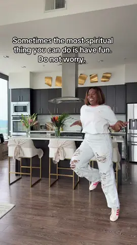 We live in such a stress filled world that we forget to be human and enjoy life regardless. Life be life-ing but God ain’t trifling.  You will get thru this and each day takes care of itself. Live in the moment. worrying only takes time from your precious life. Lift up your head Queens & Kings or the crown slips. #release #donotworry #joy #adidas #vibecheck 