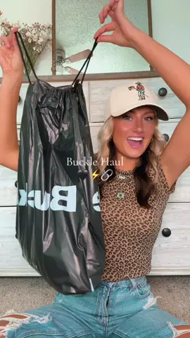 @buckle takes every one of my dollars.  🔗’s are in my LTK in my b i o⚡️🖤 #bucklehaul #shopwithme #haul #shoppinghaul #westernfashion 