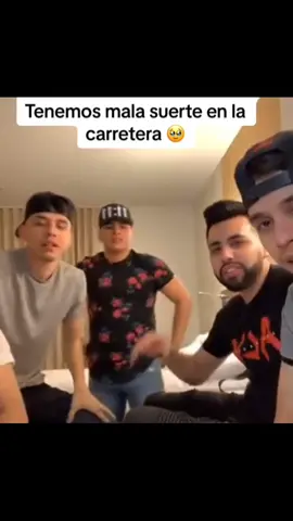 Tenemos mala suerte en la carretera 🥺 salimos de viaje y no sabemos si volveremos a casa dicho y hecho mala suerte y pasó lo de #carlosparra #micantantefavorito #miyoutuberfavorito #💔💔💔💔 