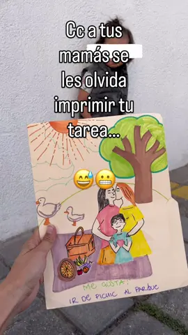 Cuando se nos olvida imprimir la tarea peeeero en la casa ideamos cómo resolverlo -a las diez de la noche 😅 #toddlermom #maternidadreal #dosmamas #diseñografico #dobleamormaternal 