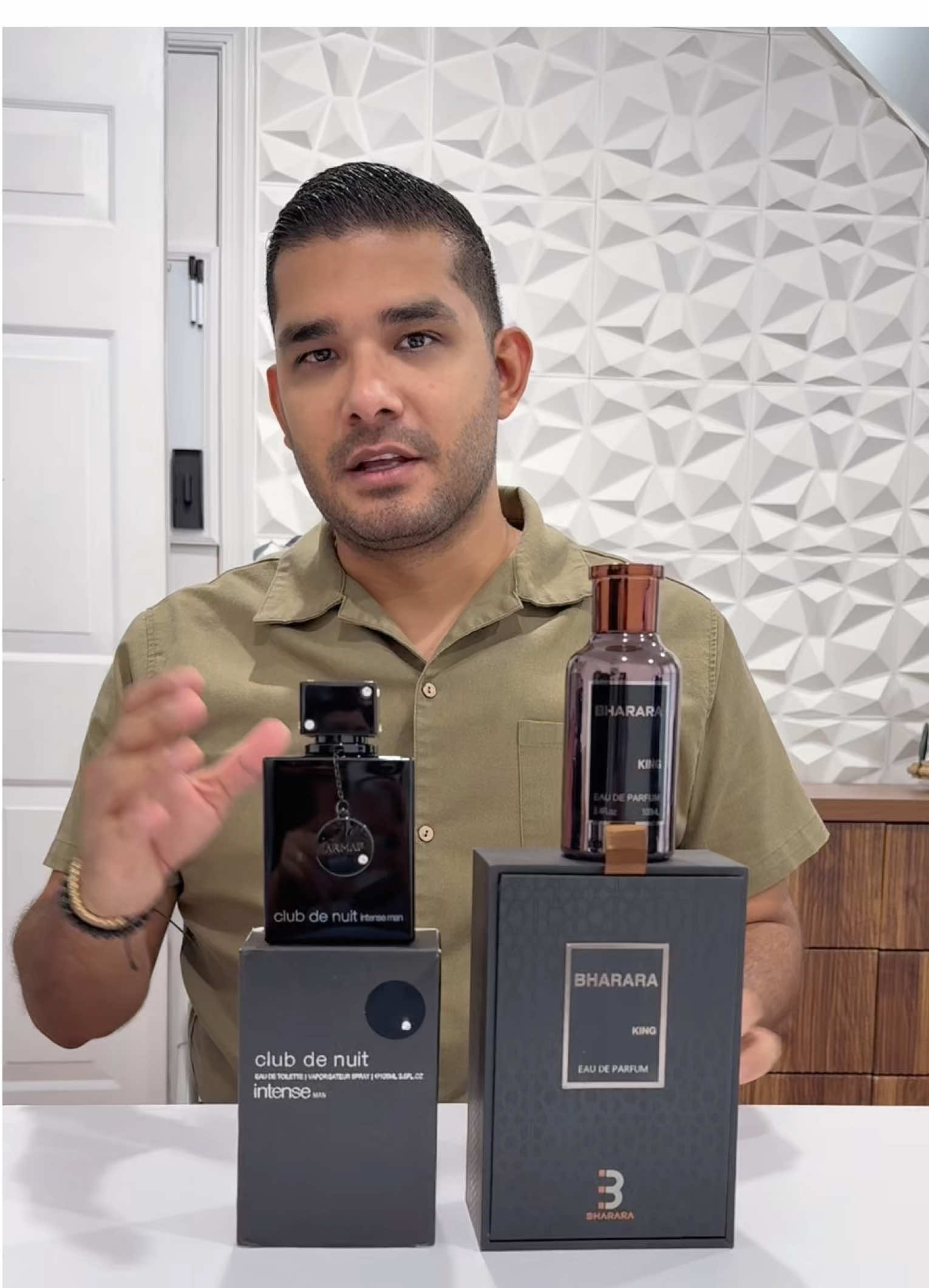dúo de perfumes Baharara King y Club de Nuit #perfumería #perfumeparahombre #perfumes #tiktokshopcreatorpicks #tiktokshoplabordaysale 
