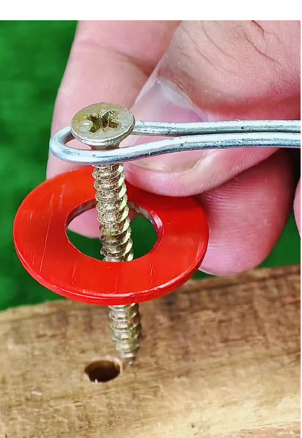 Tighten Wire Like a Pro #toolstour 