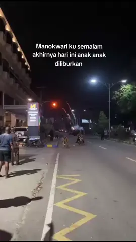 tidak sekolah 🥺😥 semoga aman  dan tidak rusuh lagi anak-anak Akhirnya diliburkan #manokwari_papuabarat #rusuh 