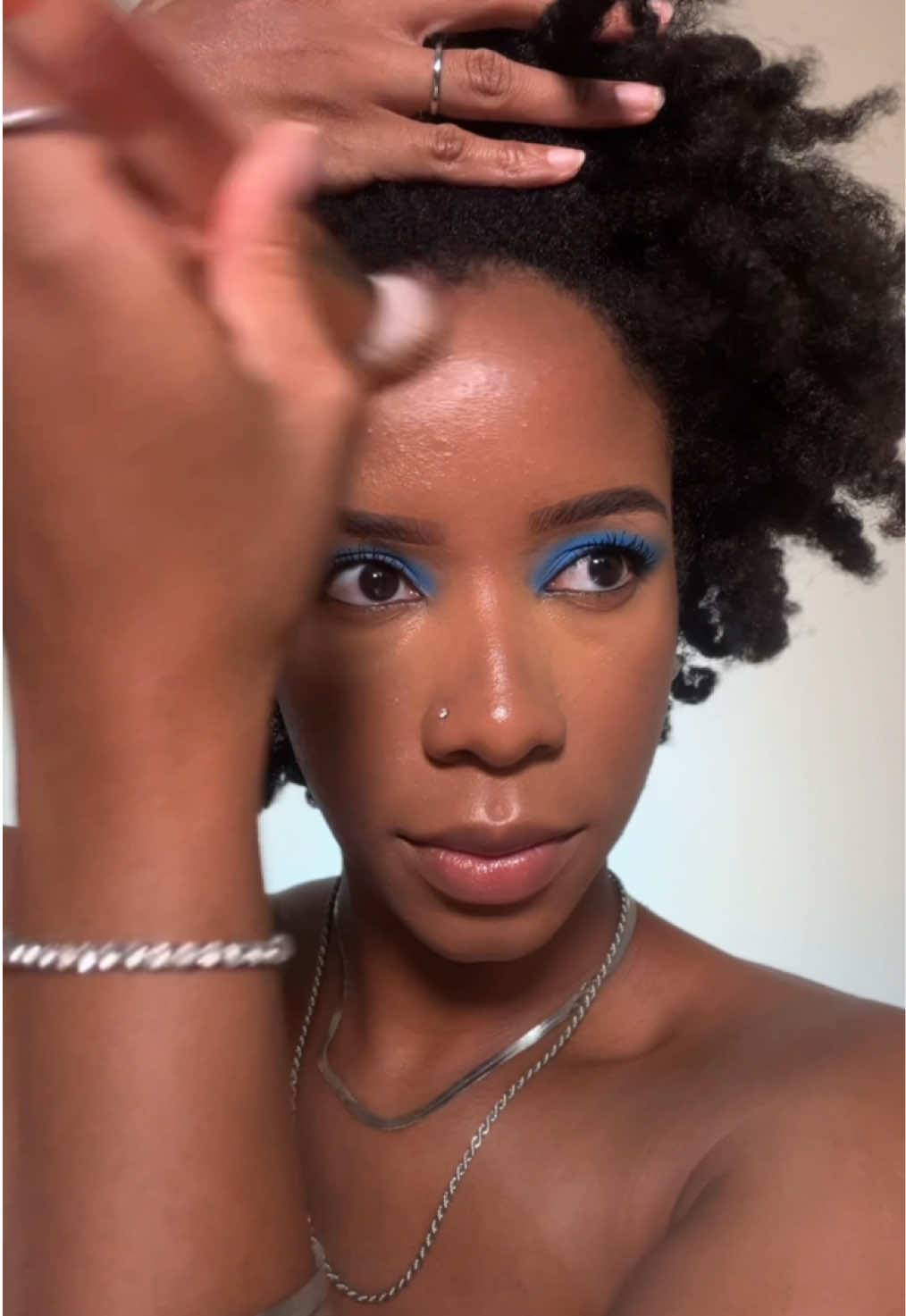 @Point of View Beauty  @Milani Cosmetics Undereye brightener @milkmakeup Gel Tint @Anastasia Beverly Hills concealer + beauty balm @Fenty Beauty invisimatte @ONE SIZE BEAUTY Boucle Powders @Pat McGrath Labs Blush Palette Tools @realtechniques brushes @LYS Beauty sponge @Huda Beauty powder puff@meltcosmetics Bronzer @Morphe Cosmetics Lip Filter Lipstick,Lip Liner,Drip Gloss