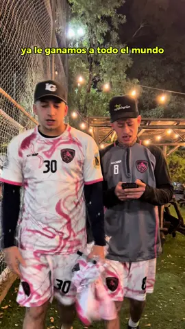 Calambres FC vs Los pezuñas🐂 Estreno 28/8 20hs por el rojo YT: NavajasBarberShop #fyp #argentina #humor #futbol 