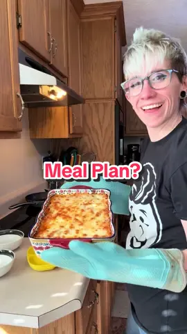 I get so bored. What are your favorites recently? #dinner #cooking #momlife #parenting #toriphantom 