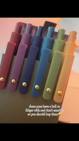 me and my free samples #venomvoice #ripkath #pens #backtoschool 
