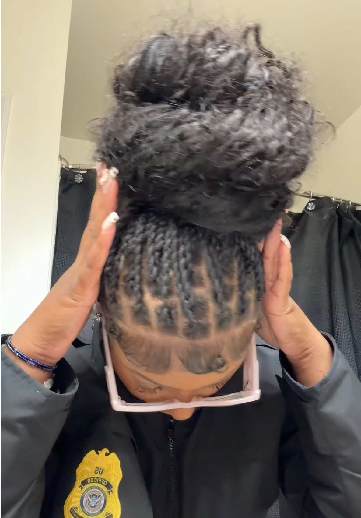 These braids turned out so cute 😍 #stitchbraids #bohobraids #islandtwist #fyp 