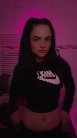 Mama alles gut bei dir ? IG caro.ellen.noir #goviral #viral #viralvideos @𝐍𝐚𝐨𝐦𝐢🧚🏼‍♀️ 