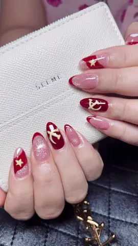 𝓓𝓾𝓷 𝓷𝓪𝓲𝓵+1 máy yêu nước #naildesign #xuhuongnail2025🧧 #xuhuongnail #monglenxuhuong #nail 