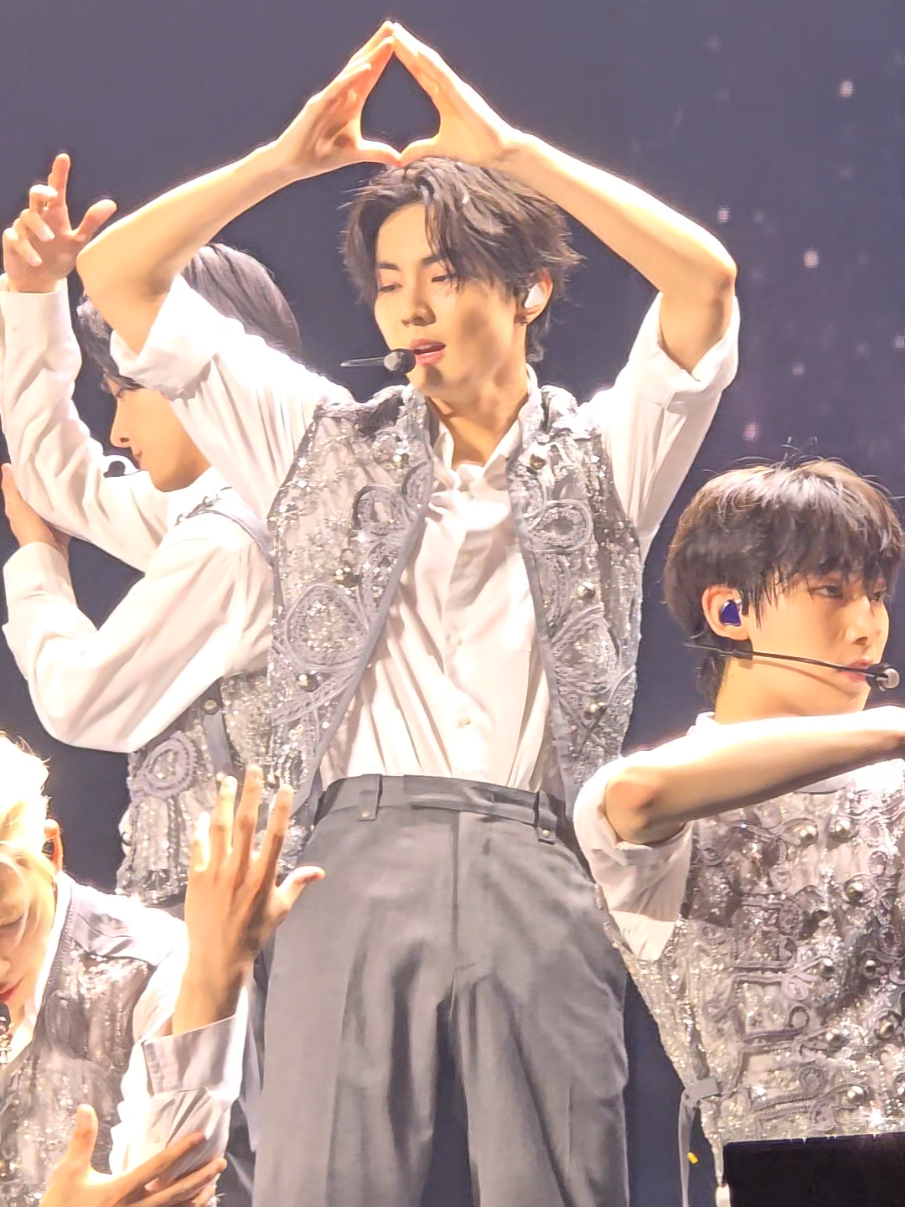 Enhypen in Amsterdam @Ziggo Dome @enhypen  #moonstruck #enhypen #engene #kpop #kpopfyp 