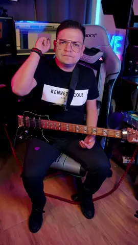 ¿Mas del Hermano Juanes no?  #humor #humorcristiano #humormusical #humorlatino #guitarra             