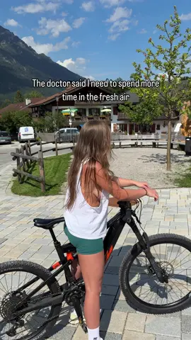 Yeah🤭 #public #OOTD #bikelover 