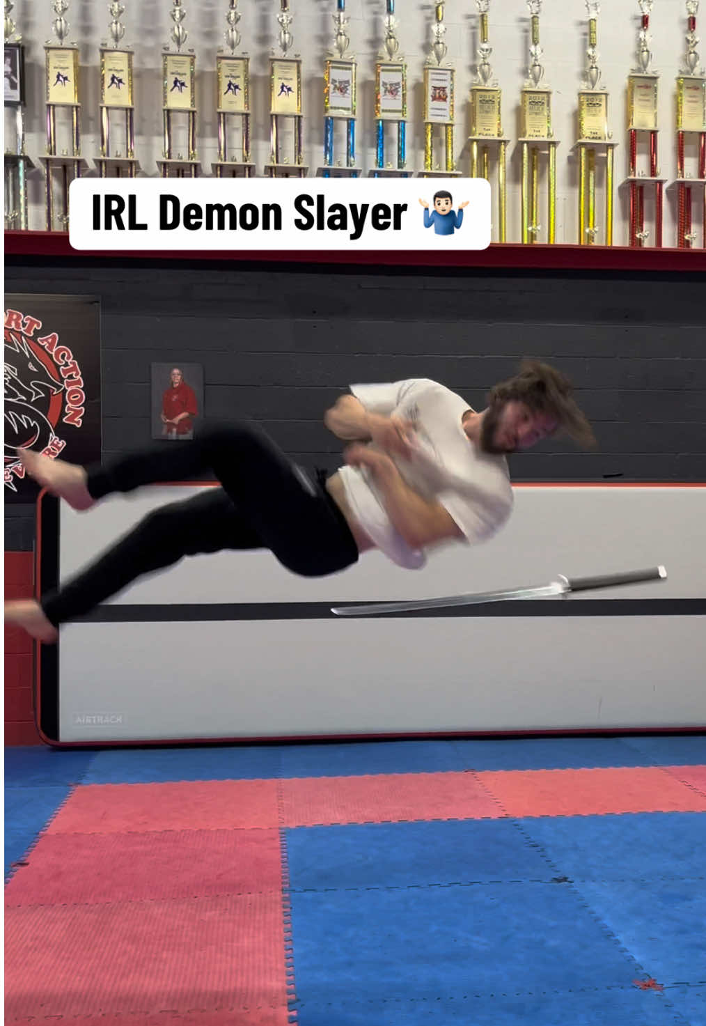 🤷🏻‍♂️ #fyp #demonslayer #anime