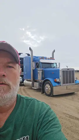 #Nightowl3 #peterbilt 