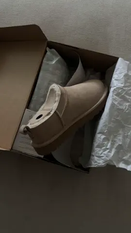 your sign to buy your uggs now before they sell out!! #uggs #uggseason #fallvibes #fallfashion #fallaesthetic @UGG® 