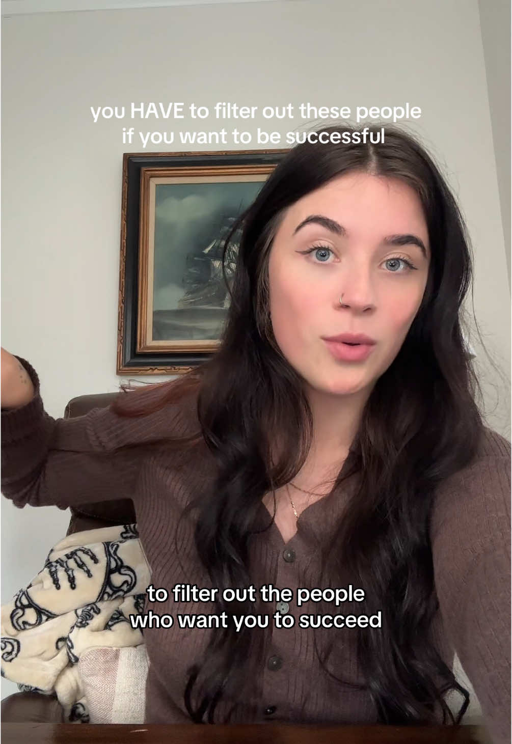 “starting a business is a bad idea” says the person who has never done anything out of their comfort zone. and you’re gonna listen to them? NO YOU’RE NOT #onlinebusiness #businessmindset #workfromhome 