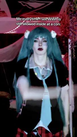Like how has he not been banned from every con yet??? // #junkoenoshima #junkoxmiku #junkohatsune #mikuenoshima #hatsunemiku 