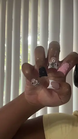 i didn’t realize how fast i was moving mb😂 #acrylicnails #teennailtech #nailtok #fyp #bookme 