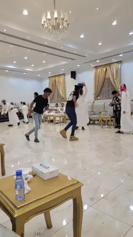 عاشو عيال السمان عاشو @طلال السمان ✌🇾🇪 