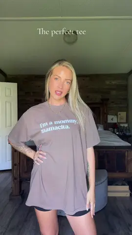 I’m wearing an XL so it’s oversized. 🫶🏼#mommy #mommymamacita #hudaloveisland 