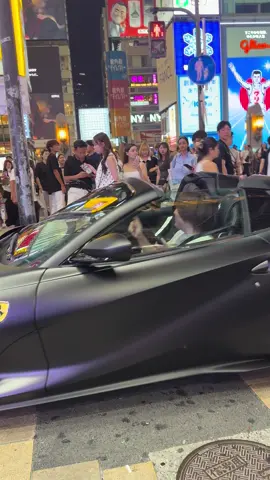 #fasttofurious#sportcar#nighviewosaka#dotonbori#privatetour
