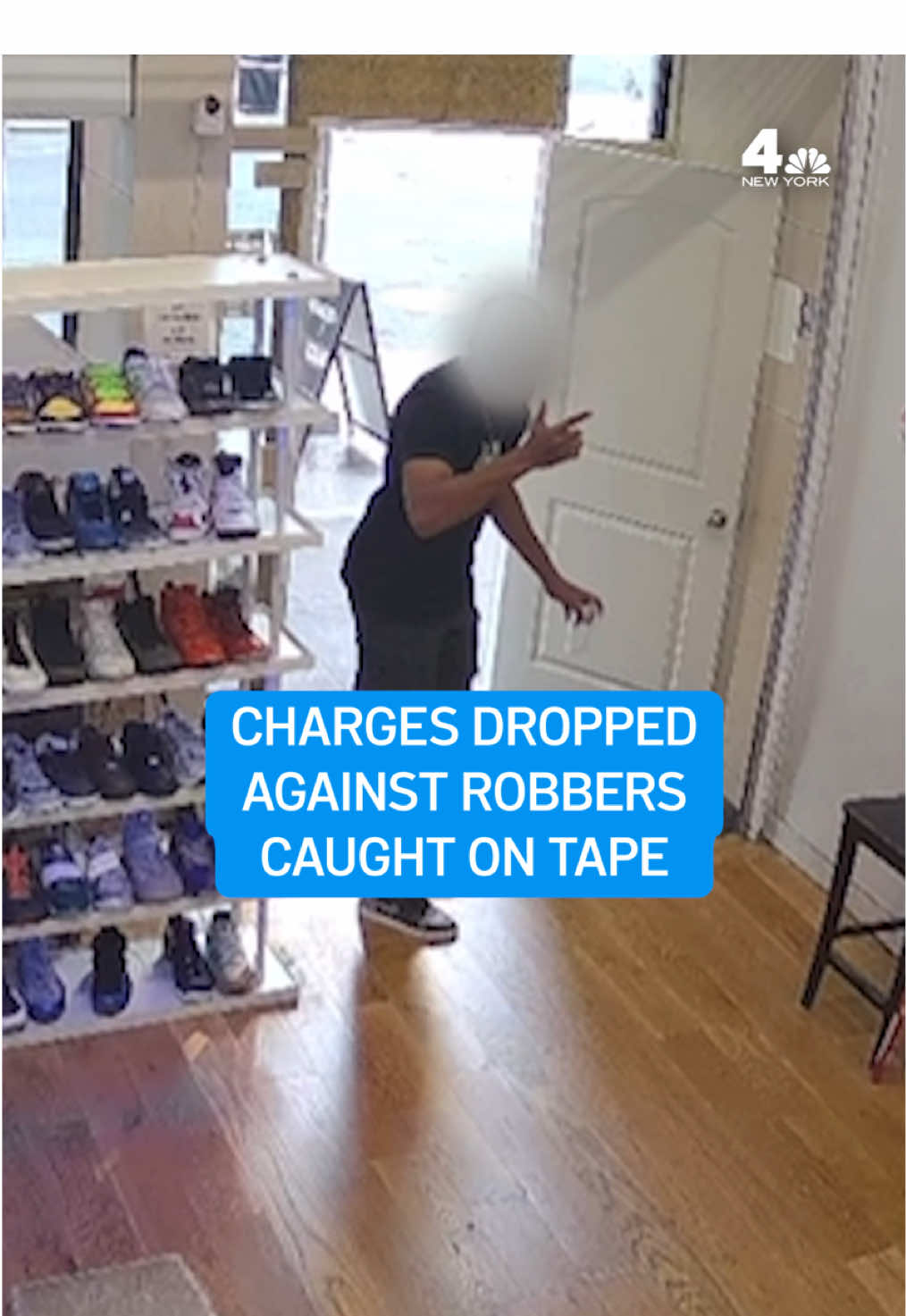 Criminal charges were dropped against robbers caught on tape stealing thousands or dollars of sneakers. The NYC shoe store owners say those robbers came by after charges were dropped and threatened them. A spokesperson for the Manhattan district attorney said, “The case was throughly investigated and dismissed because of burdensome discovery laws and now sealed, so we are constrained from discussing the specific facts.” #nyc #manhattan #robbery 