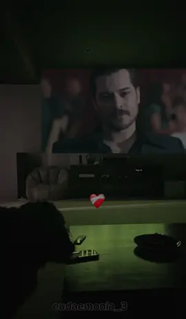 İyiyim.                                                  #keşfetteyizzz #esreftek #eşrefrüya #cagatayulusoy #dizi 
