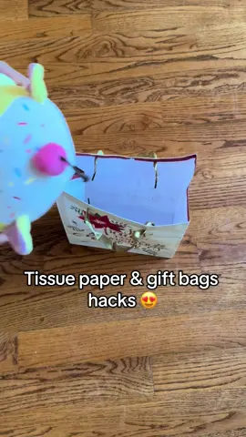 I wish I knew this last year!#fyp #wrappinggifts #lifehacks #gift 