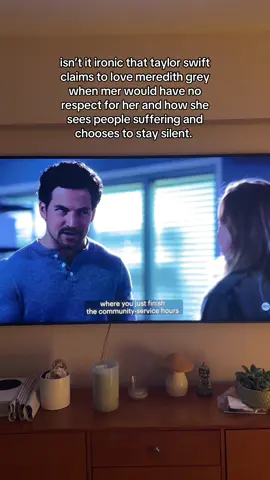 she quite literally does nothing but sit on her mountain of privilege. #taylorswift #greysanatomy 