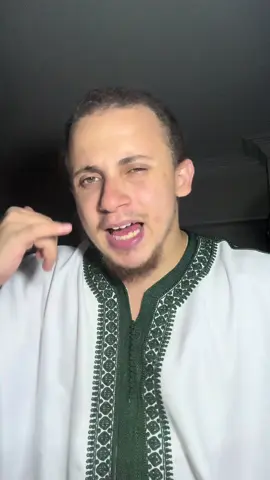 قالي يوسف قولتله صلي علي النبي 