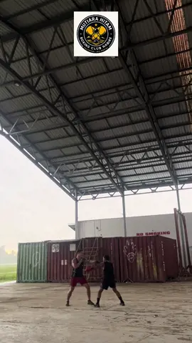 Info lawan? Ayok teman2 yang ada di nabire mari bergabung dengan kami untuk melatih mental dan fisik kita supaya kita mnjadi generasi yg brguna, daripda kita hanya prgi tnpa tujuan dan jlan baku bawa sj🙈mnding mari kita sama2 latihan untuk membangkitkan jiwa semangat anak2 mudah nabire☺️🥊 #boxing🥊 