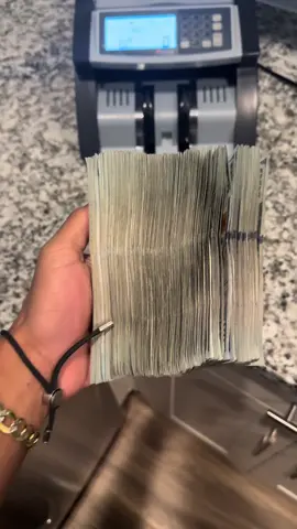 addicted to bluefaces 🦈