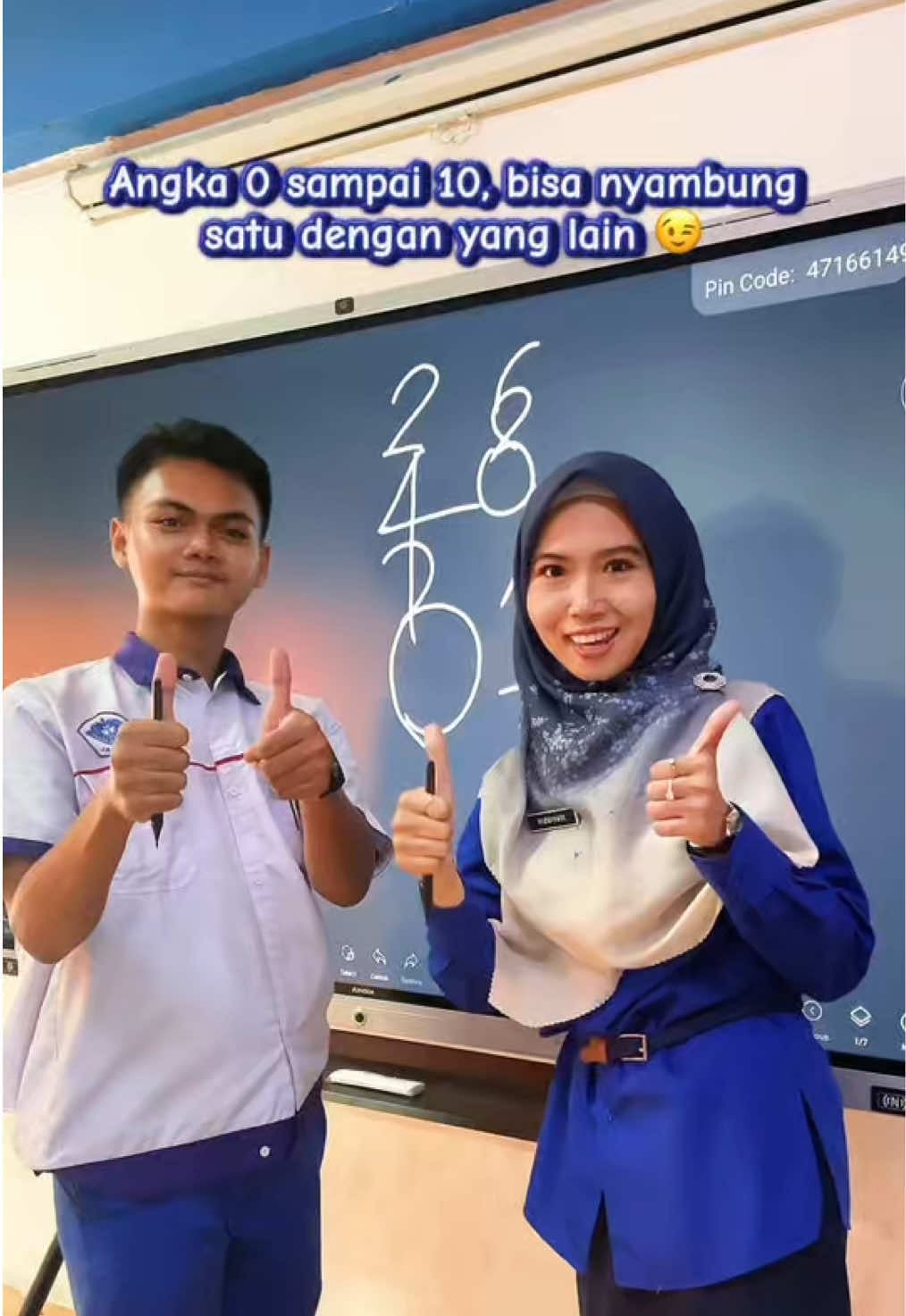 Ice Breaking Numerasi😉✨ #icebreaking #icebreakingideas #smartboard #papantulisdigital #pembelajarandigital #fyi #murid #guru #teacher #reels #fypシ゚ #students #student #smk #stm #burizqi #jakarta