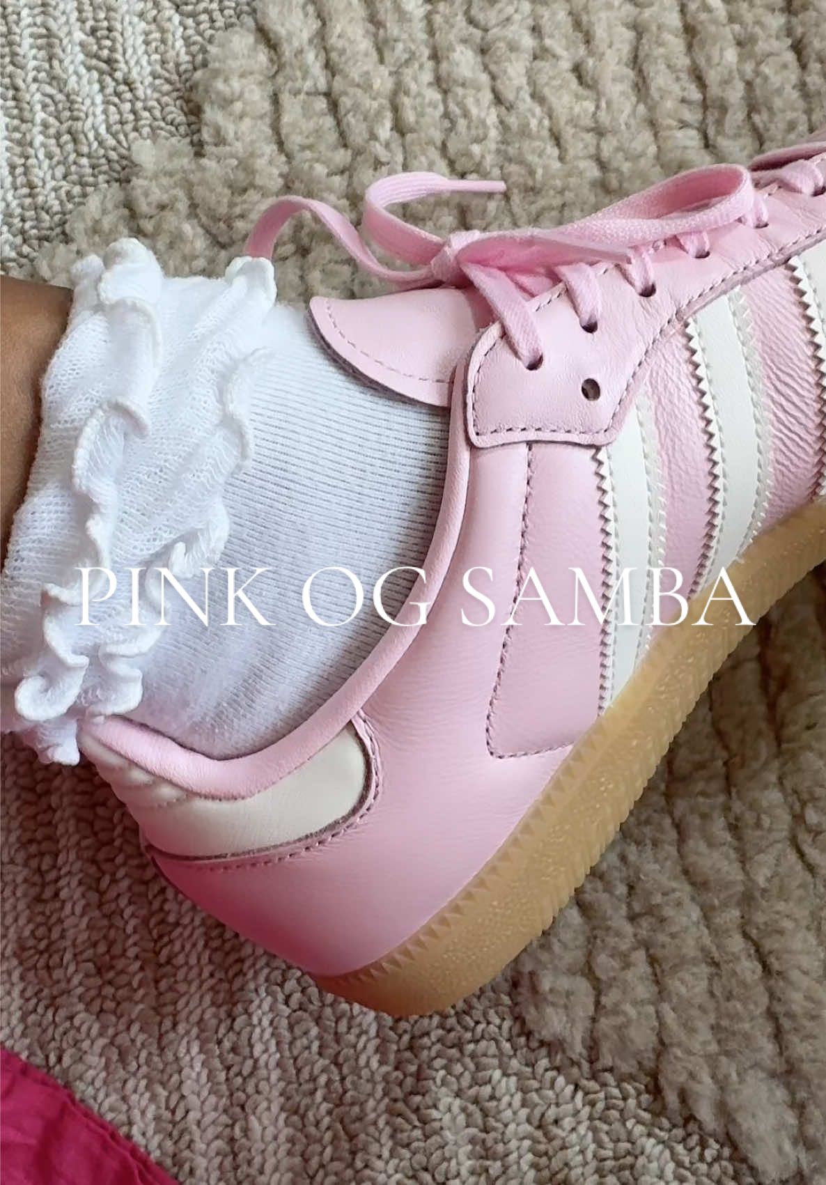 Literally perfection 🌸✨  #pink #adidassamba @Fly Kicks #adidas #tennisshoes #casualshoes 
