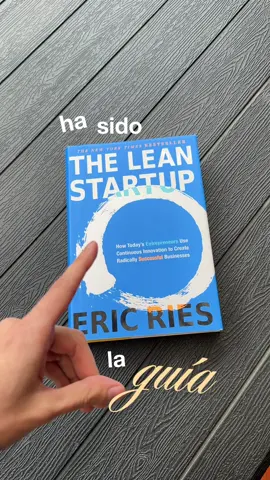 “The Lean Startup” es uno de los libros más recomendados para todo aquel que está comenzando un nuevo negocio 🚀 ¿Ya lo habías leído? Cuéntanos en los comments!! 👇🏻 #theleanstartup #emprendimiento #startup #librosparaemprendedores 