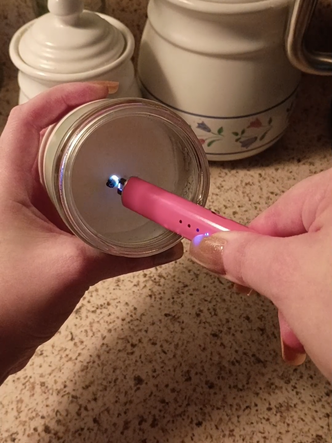 Replying to @morningsoulwakeup  #electriclighter #candlelovers  #candleloversoftiktok #lighter #candlelighter 
