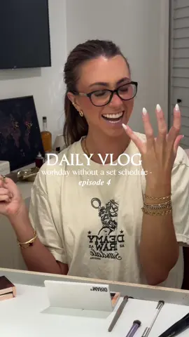 Tuesday, August 26: pink eye, brand deals, launch strategy & fantasy draft day #diml #dailyvlog #arizona 