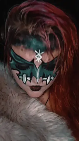 This song feels so powerful 🖤⚔️🖤 @VikingEchoes #vikingstyle #vikingmakeup #viking #vikingtok #vikings 