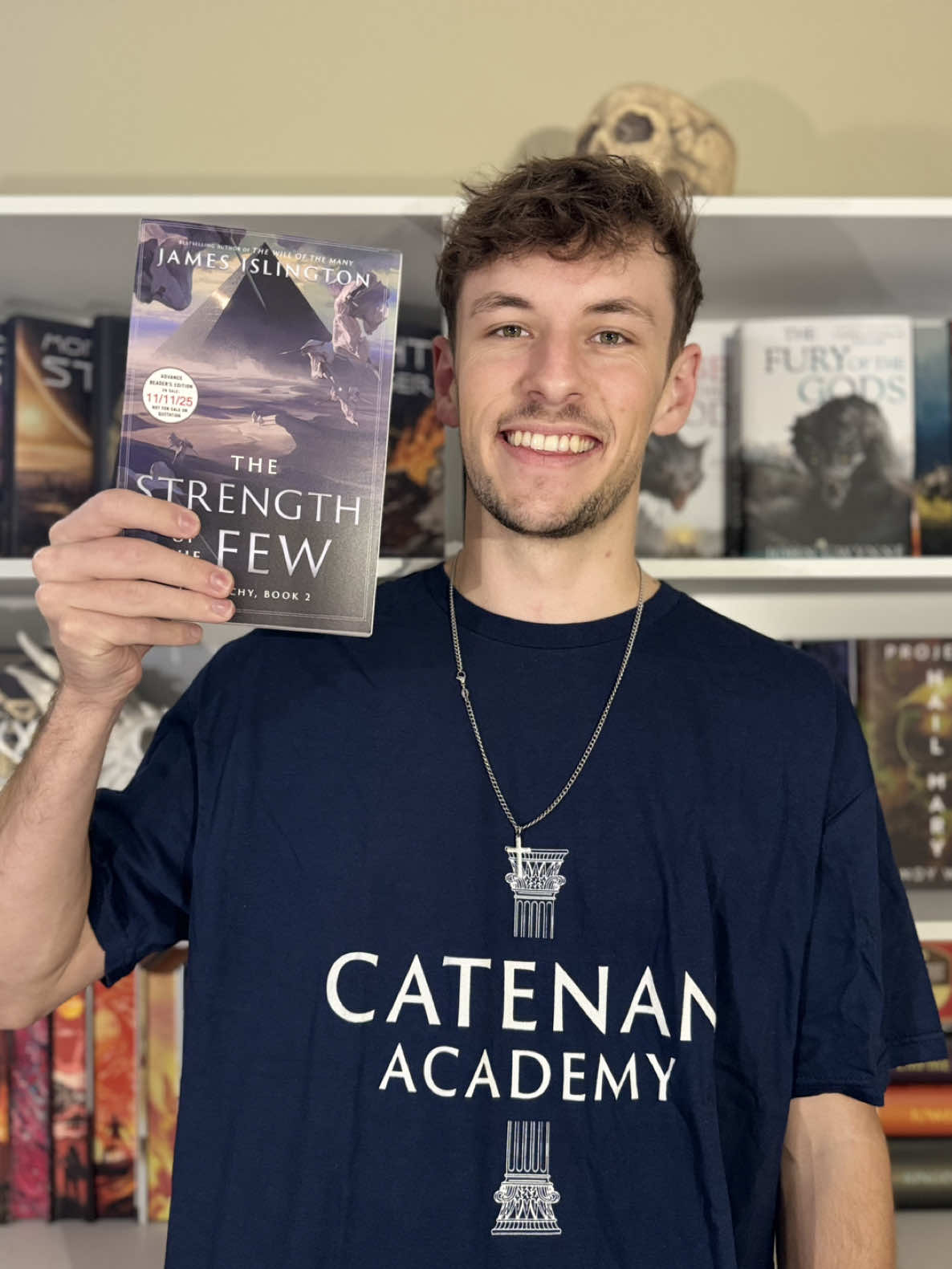 STRENGTH OF THE FEW IS HERE! Thank you again to @Saga Press Books 🛸🧙🏿‍♀️🔪  you guys are seriously the best 🫶 #BookTok #strengthofthefew #willofthemany #sotf #fyp