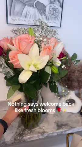 Vacation ended, but the love keeps blooming😍 #Love #backhome #chicago #surprise  #vacation 
