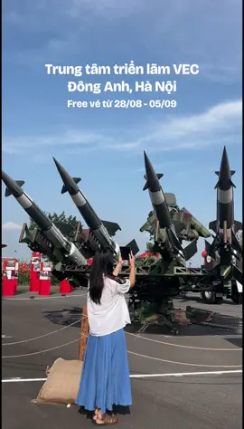Đi xem Triển lãm thành tựu đất nước 