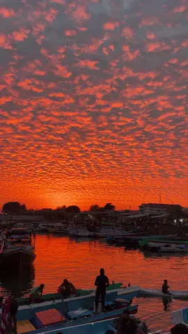 Sunrise kupang pagi ini 🥰#oeba#sunrise #kupang #nttpride🏝🔥 