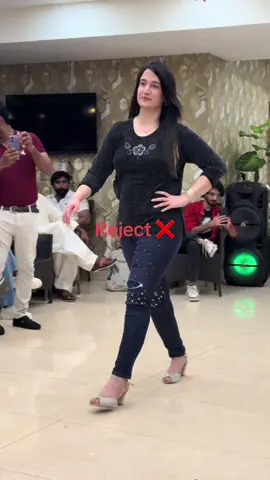 Modeling Audition start anyone Intersted contact Instgram sherry chaudhary #foryou #modelsherry1 #fashionshow #mroneproduction #fyp 