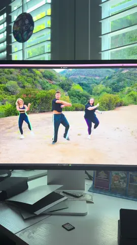 I’m in the editing room and I did what I had to do. @Haley Jordan @adflorea 