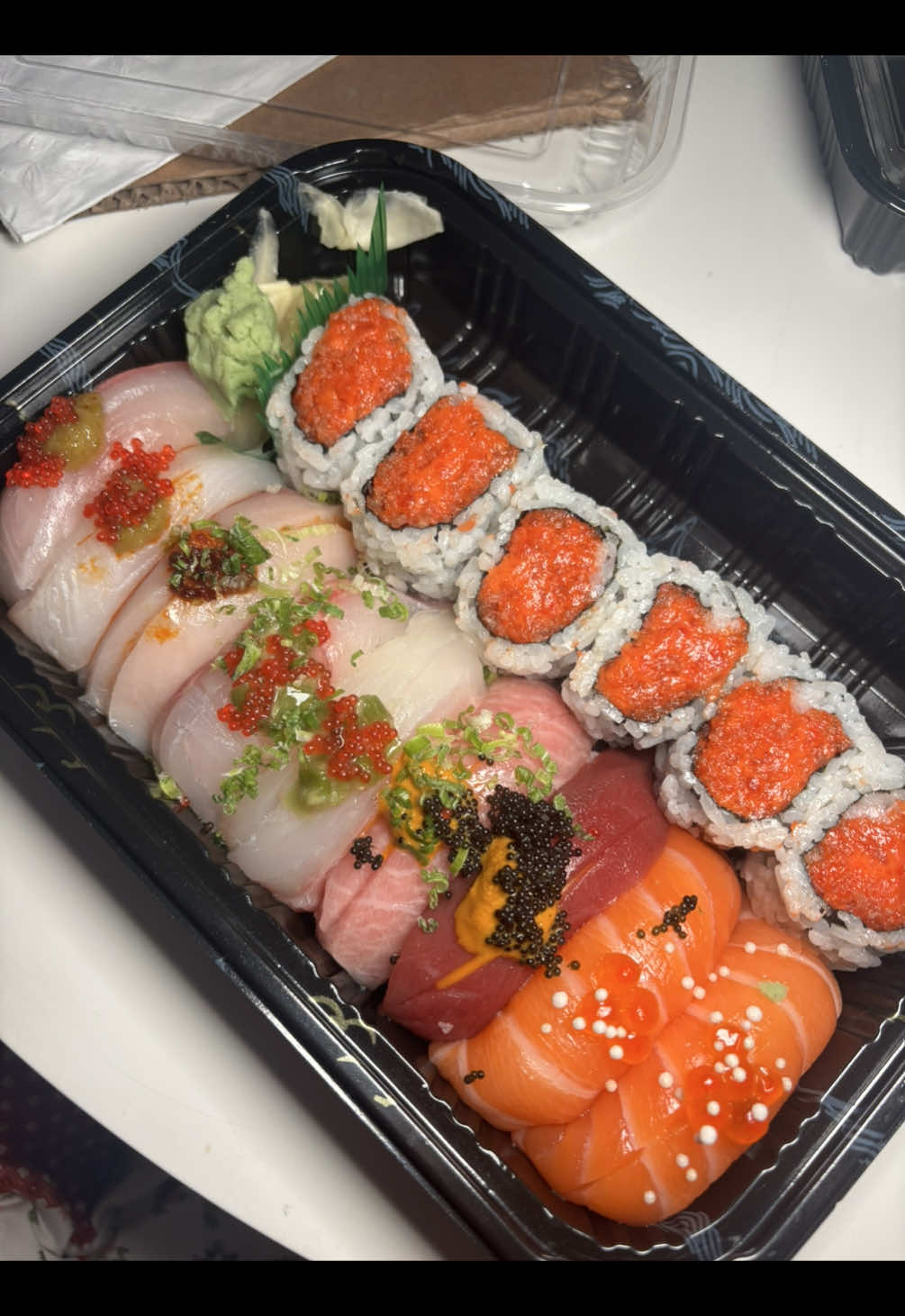 Cosplaying @Nina The Queen Foodie because I love her sushi reviews SOOOOO much. This place is my new go-to. The $$ for the quality is insane!!!! Everyone must try #nycsushi #sushitakeout #nyctakeout #nycfoodie #sushireview 